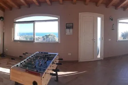 Dora Apartment *