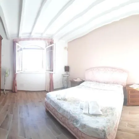 Dora Apartment